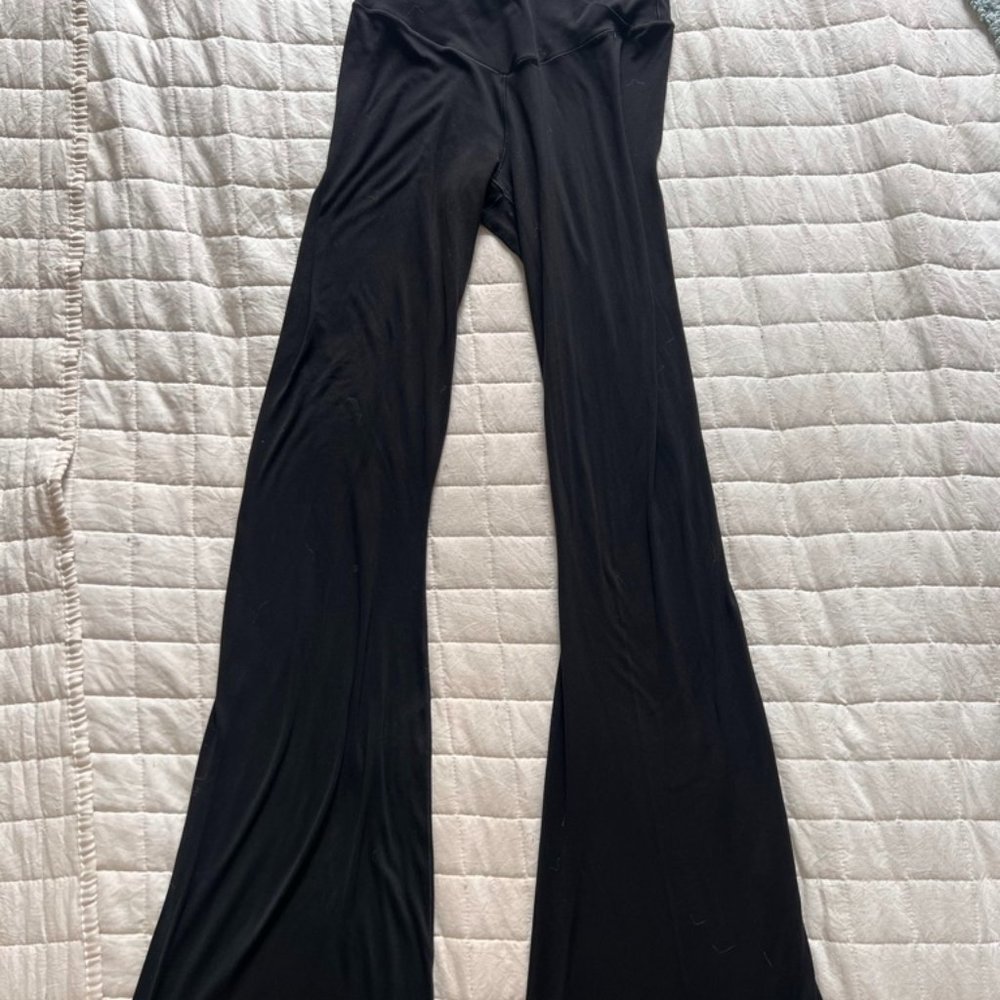 Aerie Crossover Flare leggings